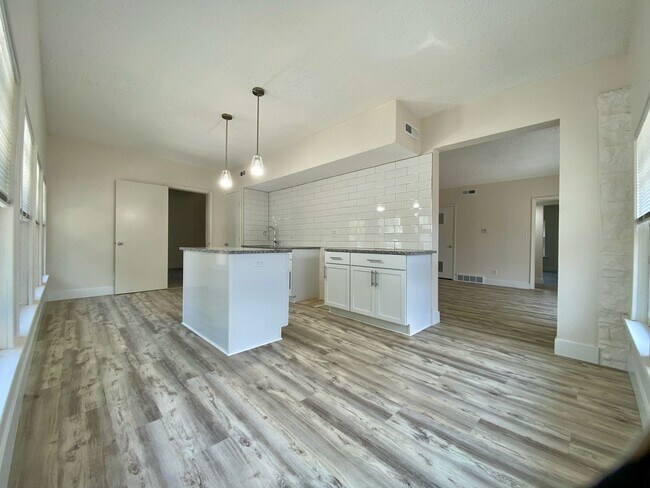 Photo - 3772 Washington St Unit 3772-B