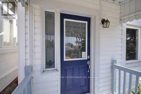 Photo - 579 Northcliffe Blvd