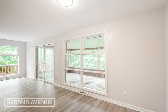 Photo - 6006 Stanhill Ct