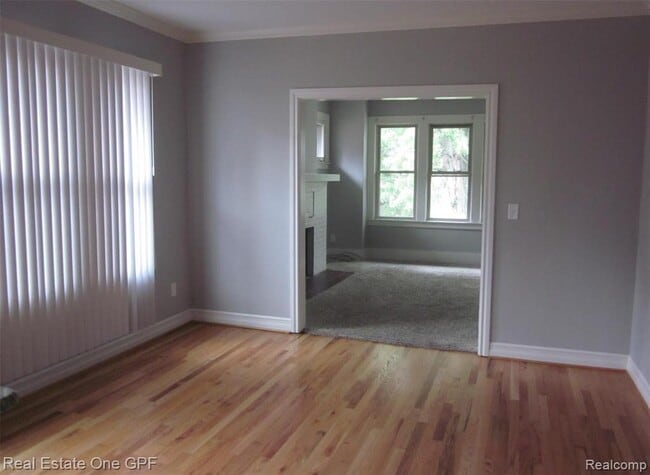 Photo - 1016 Beaconsfield Ave