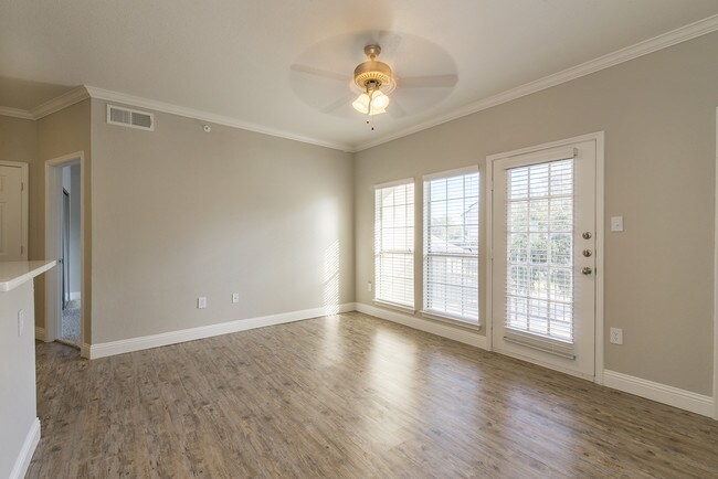 Photo - Vail Village Apartments