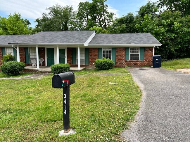 Building Photo - 3414-3416 Betty Ln Unit 3414 Betty Ln