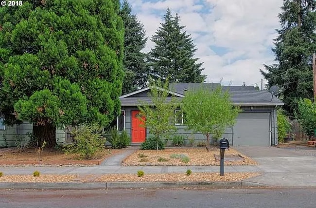 Building Photo - 4720 SE 108th Pl Rental