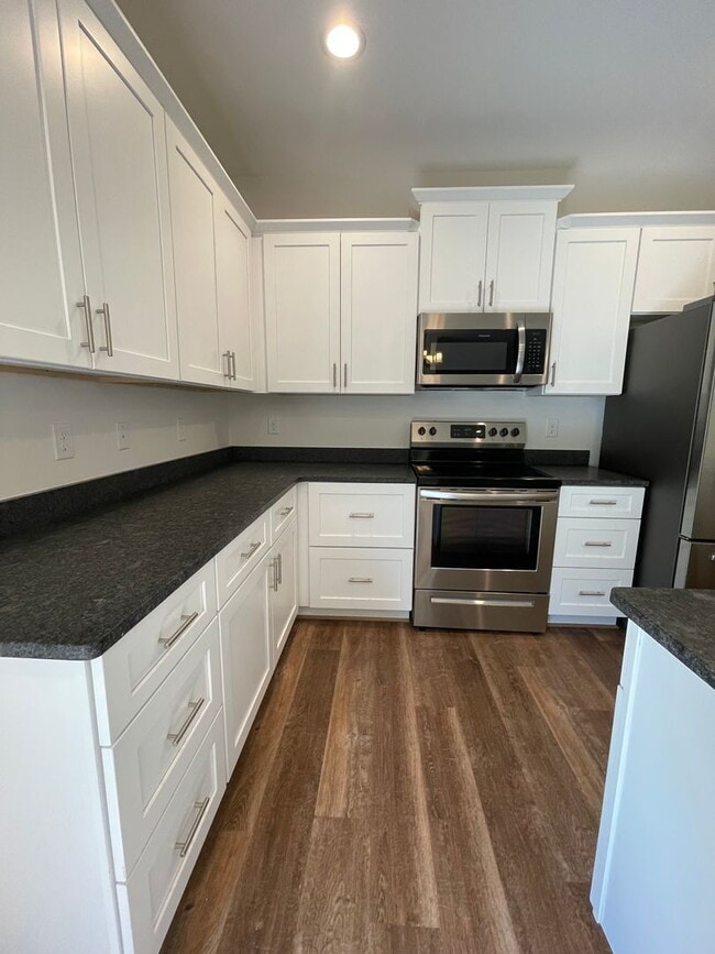 Photo - Inquire today on how to get FREE rent!