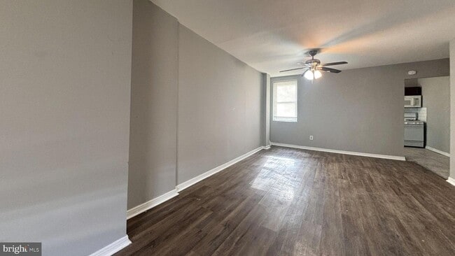 Photo - 22 N Conestoga St