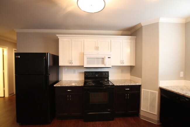 Photo - 3 Bedroom Duplex near UT Tyler!