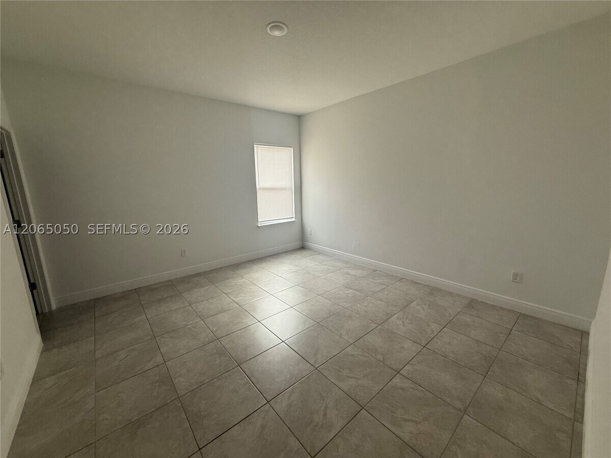 Photo - 404 Marion Oaks Dr