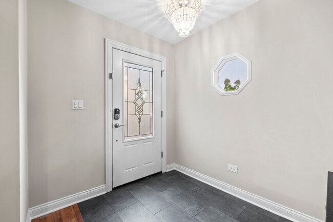 Photo - 3952 Oak Ave
