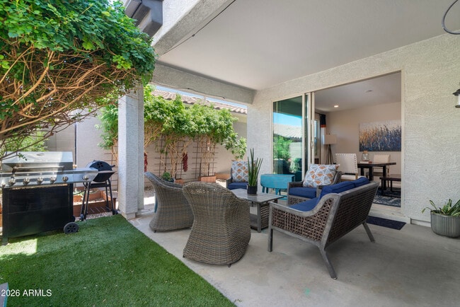 5156 E Desert Vista Trail
