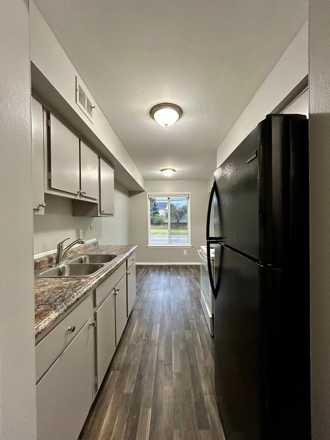 Photo - Old Goddard Apartments