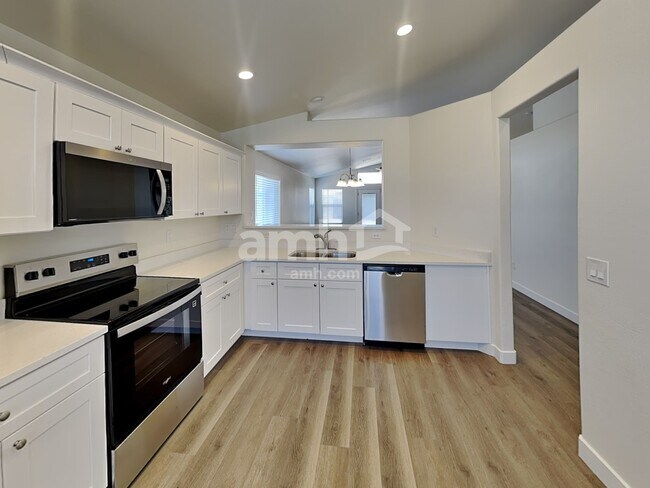 Photo - 5239 N 104th Dr