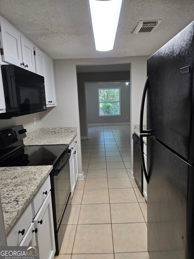 Photo - 728 Morningside Ln