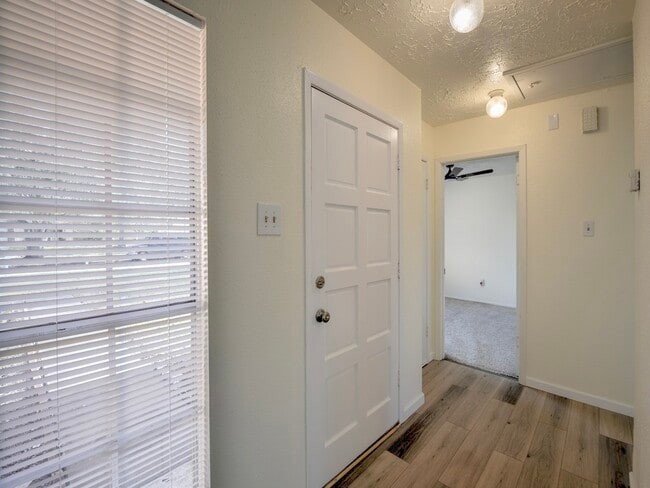 Photo - 1934 Feather Ridge Dr