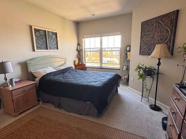 5192 Sassafras Dr Unit 308