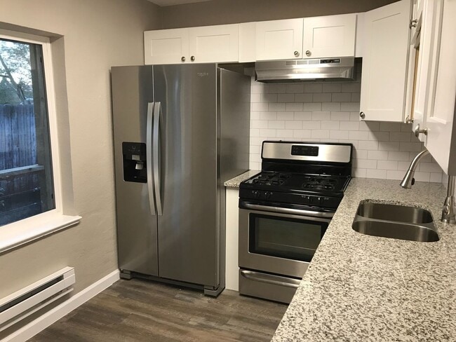 Building Photo - 1530 Utica St Unit 1530 Utica Street #U Rental