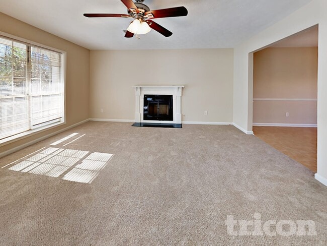 Photo - 2481 Dublin Ct