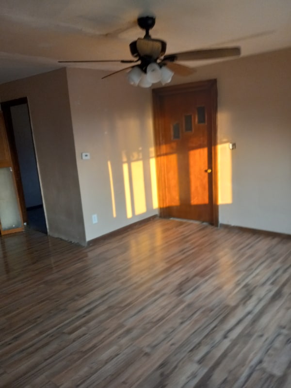 Photo - 2371 Niagara St Unit 2