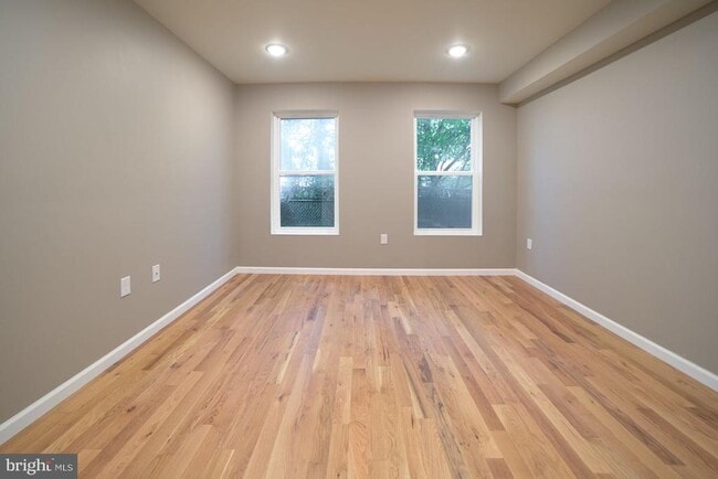 Photo - 1806 Willington St Unit 2