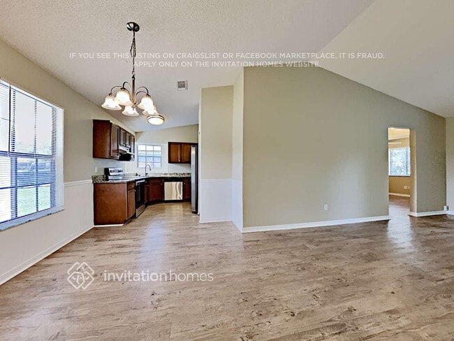 Photo - 1082 Leeward Dr