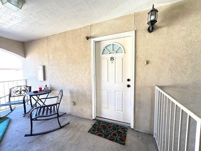 Building Photo - 5410 Marcella Ave Unit 8