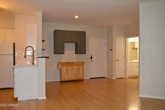 Photo - 1701 E Colter St Unit 263