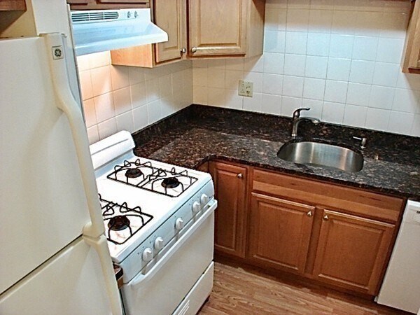 Photo - 9 Ryder St Unit 19