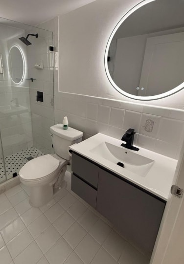 Photo - 3262 W 70th St