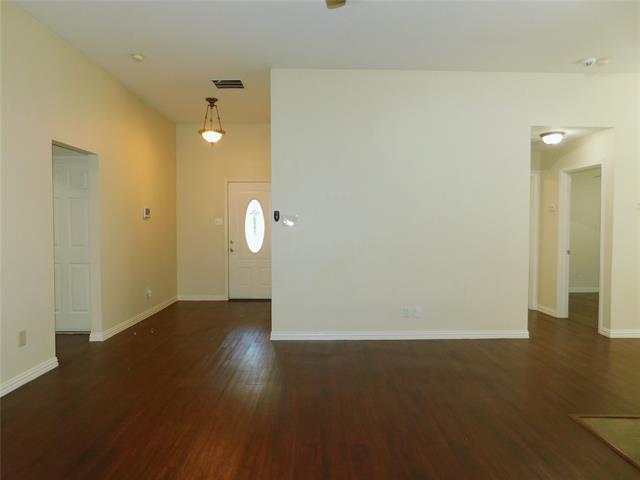Photo - 326 Ashley Oak Ln