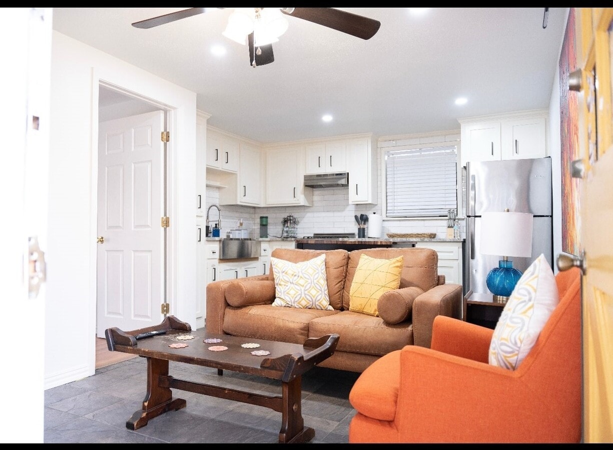 Photo - 2951 Iola St