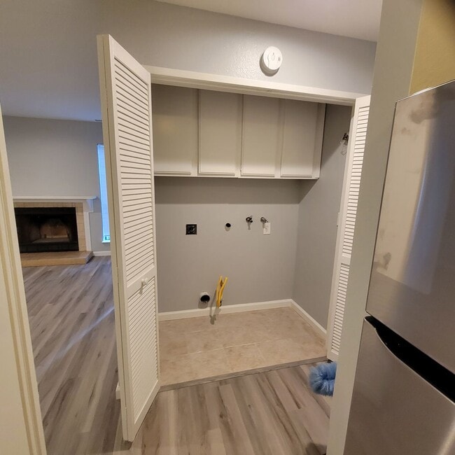 Photo - 2 Bedroom, 2 Bathroom Condo for Rent in Ma...
