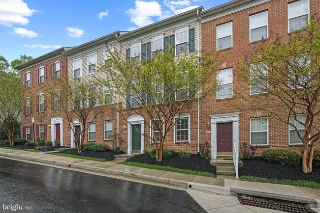 Photo - 556 Rhapsody Ct