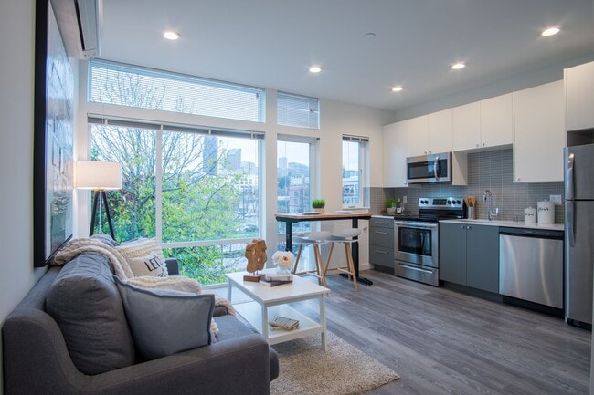 Photo - Modern 3BR/2BA Townhouse with Rooftop Views in Yesler Terrace