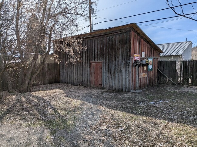 Photo - 117 S 2nd St