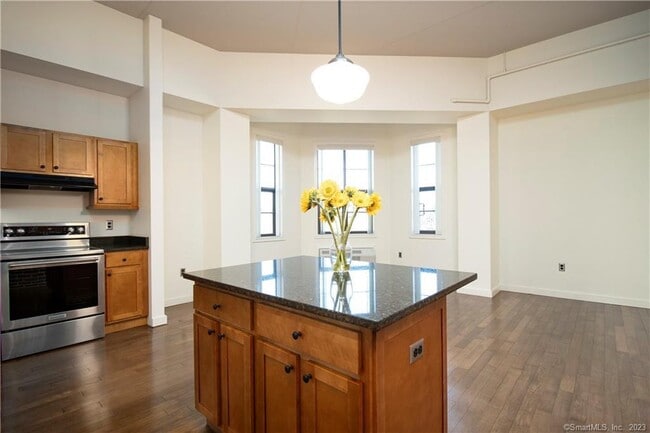 Photo - 15 Dinah Rd Unit 317