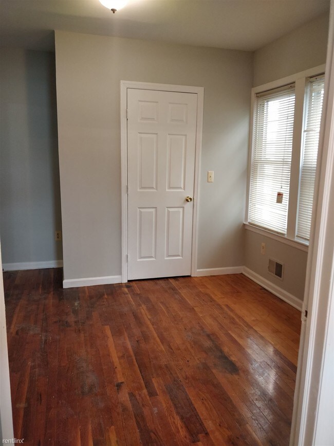 3 br, 1 bath Apartment - 1323 S 2nd St - 3 br, 1 bath Apartment - 1323 S 2nd St