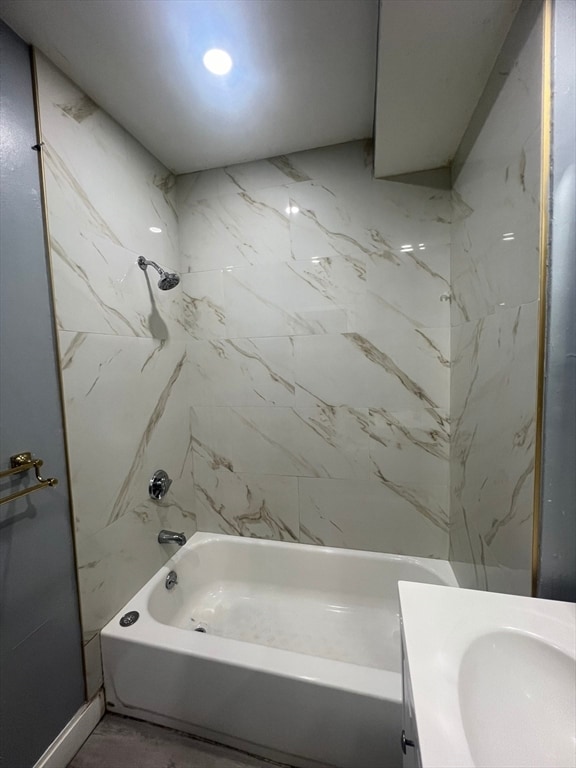 Photo - 10 Essex St Unit 1