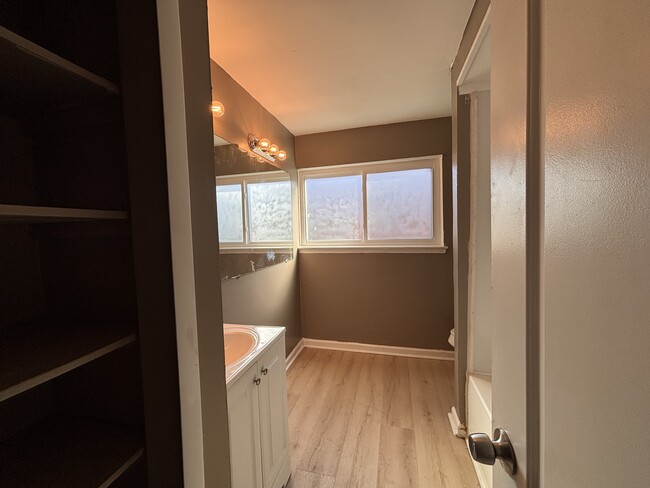 Photo - 20221 Tireman St Unidad 20221 Tireman Ave