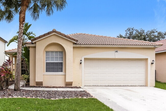 Building Photo - 141 Seminole Lakes Dr Rental