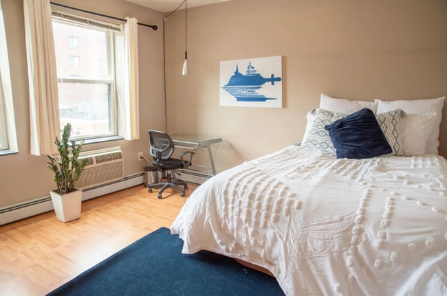 227 Linden Ave Unit 1