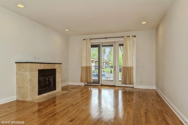 Photo - 4012 S Indiana Ave Unidad 1N