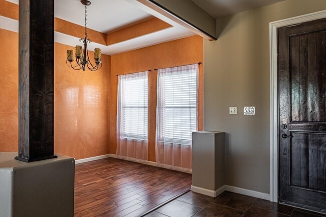 Photo - 136 Dos Caballos