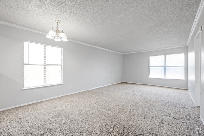1 bed 1 bath 758 sqft.
