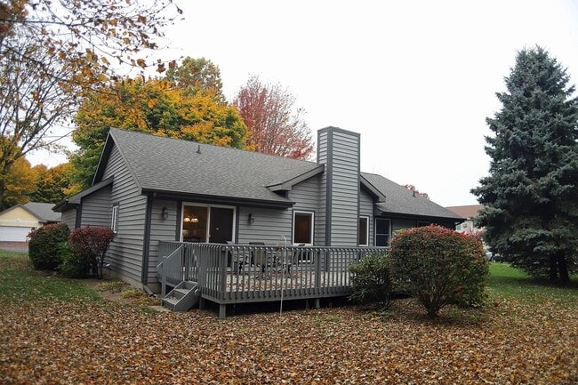 Photo - 4-bedroom 3 bath home in Saint joseph