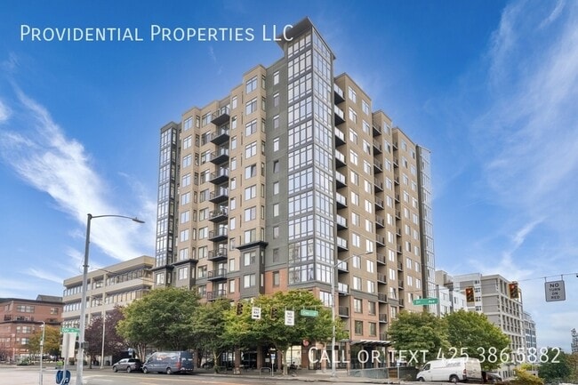 Building Photo - 2721 1st Ave