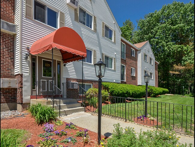 Welcome! - Devonshire Village Apartments