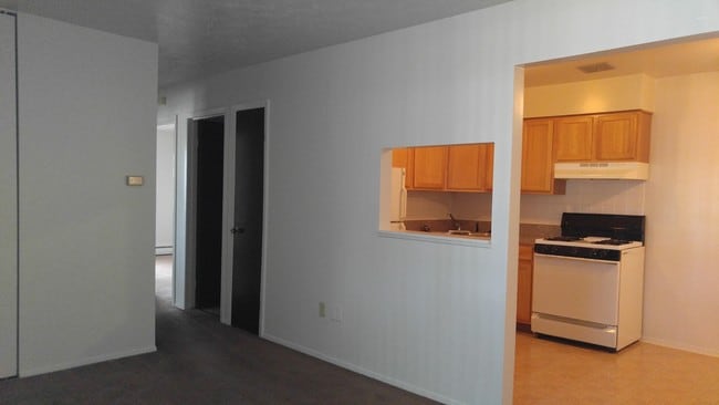 Kensington Square Apartments