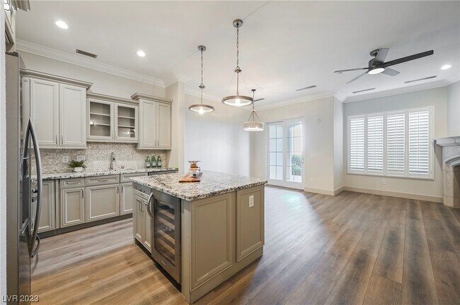 Photo - 20 Via Visione