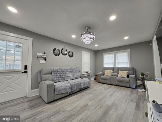 Photo - 530 Walnut Ave