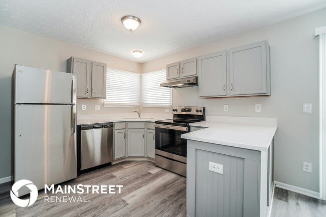 Photo - 2027 Winding Hollow Dr