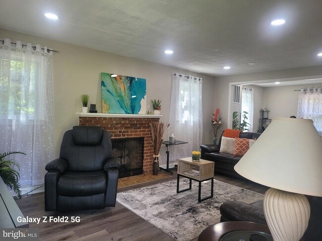 Photo - 16309 Holly Hill Dr